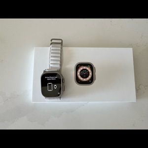 Apple Watch Ultra (Small) + Cellular - Unlocked